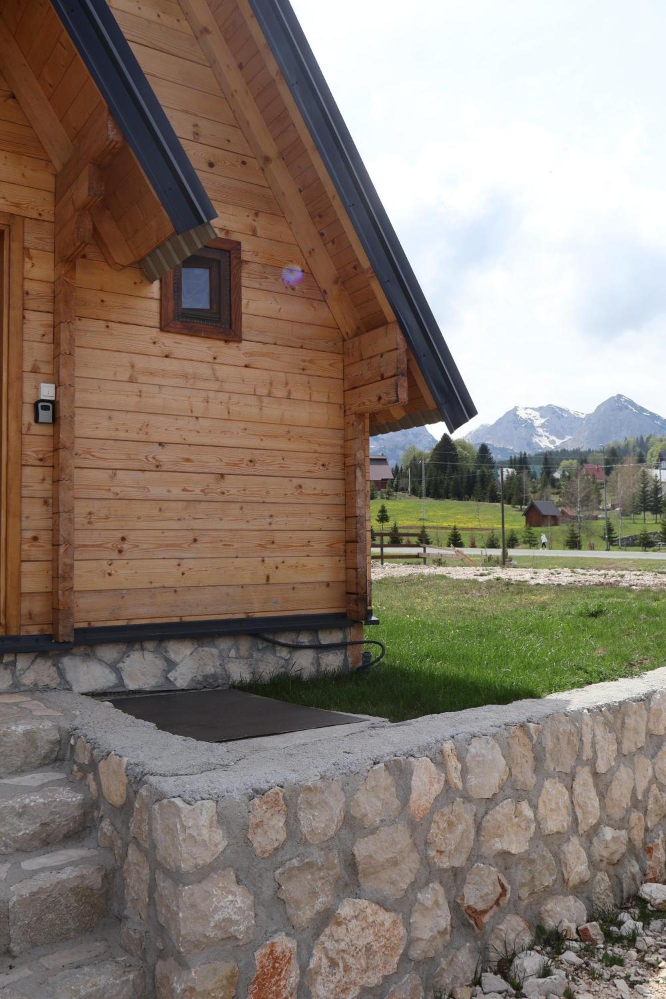 Portes Du Soleil - Zabljak Eksteriør bilde